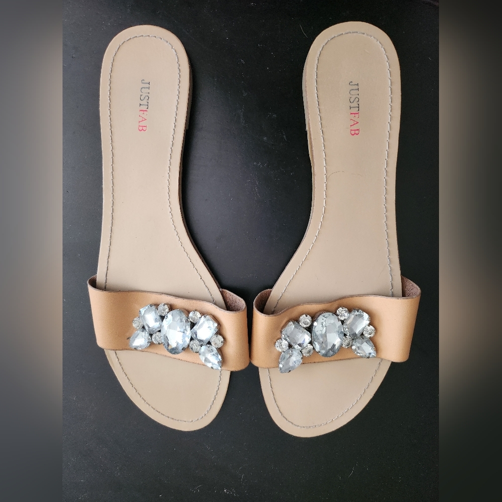 Justfab slides